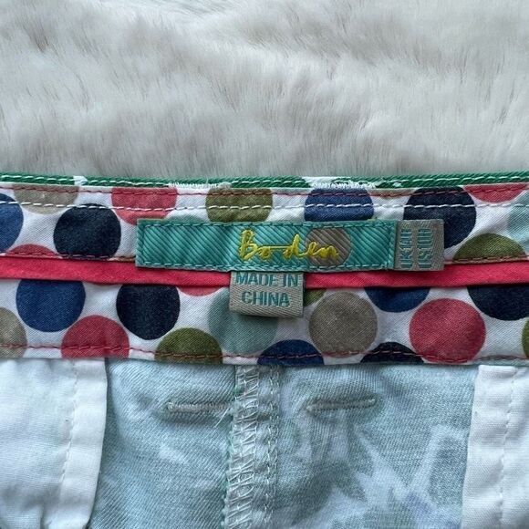 Boden Bermuda Chino Shorts Emerald Green White Floral Pattern Cotton size 10 - Picture 5 of 14